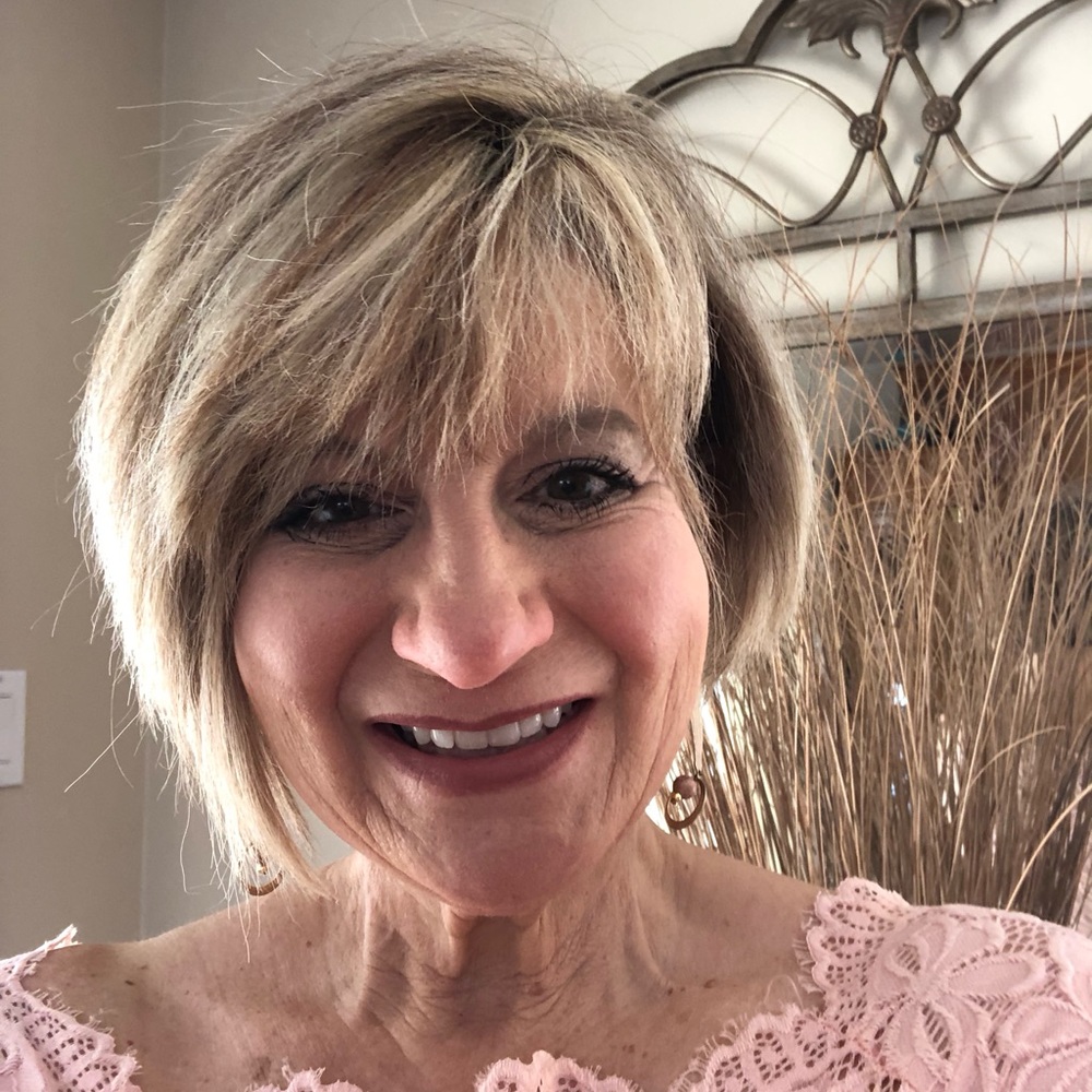 Meet your Posher, Becky